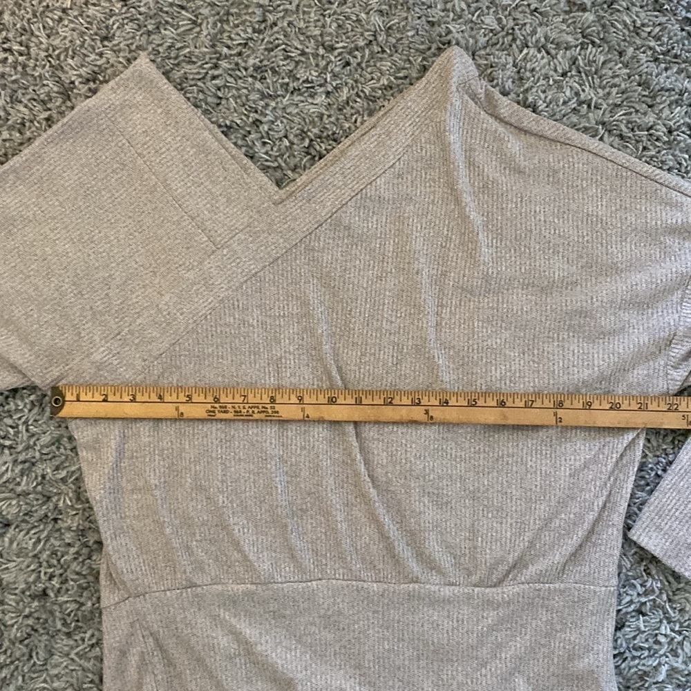 Stella & Dot double v sweater size small - Picture 10 of 13